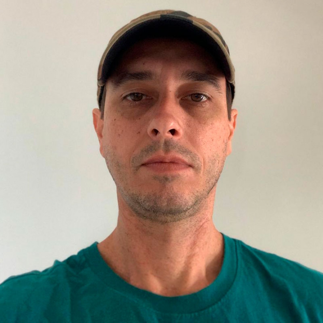 Dr. Ricardo Pickering